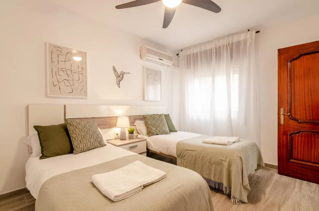 Wintowinrentals Your Home Steps From The Center Malaga Apartment